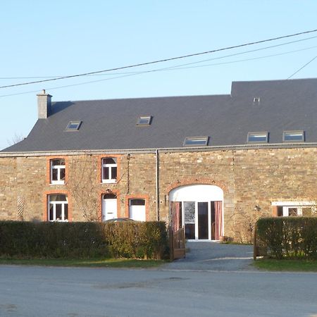 B&B Les Trois Voisins Bourseigne-Vieille Buitenkant foto